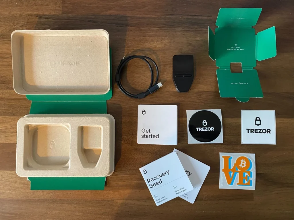 ترزور راهنمای جامع کیف پول سختافزاری (Trezor) 3 trezor - ترزور
